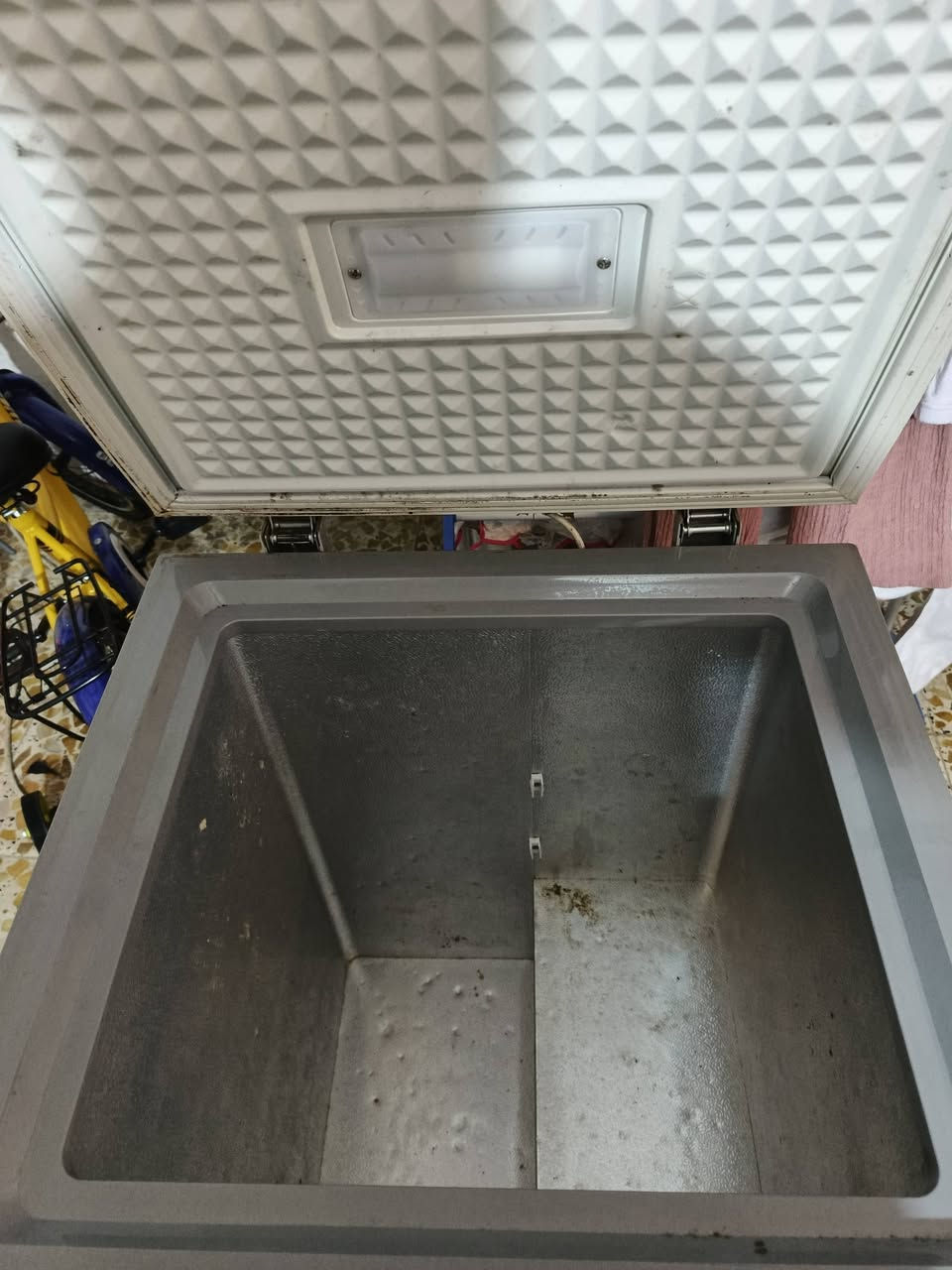 مجمده ٧٥
سرير ٢٥ 
كنتور ٧٥ 
اوتر عامودي بخاري ٤٥ 
مكاني بغداد كريعات ***********
