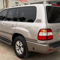 تويتا لاندكروز مونيكا 2002 فول مواصفات  بجم و خلفي محدث لل 2007  سلايد...