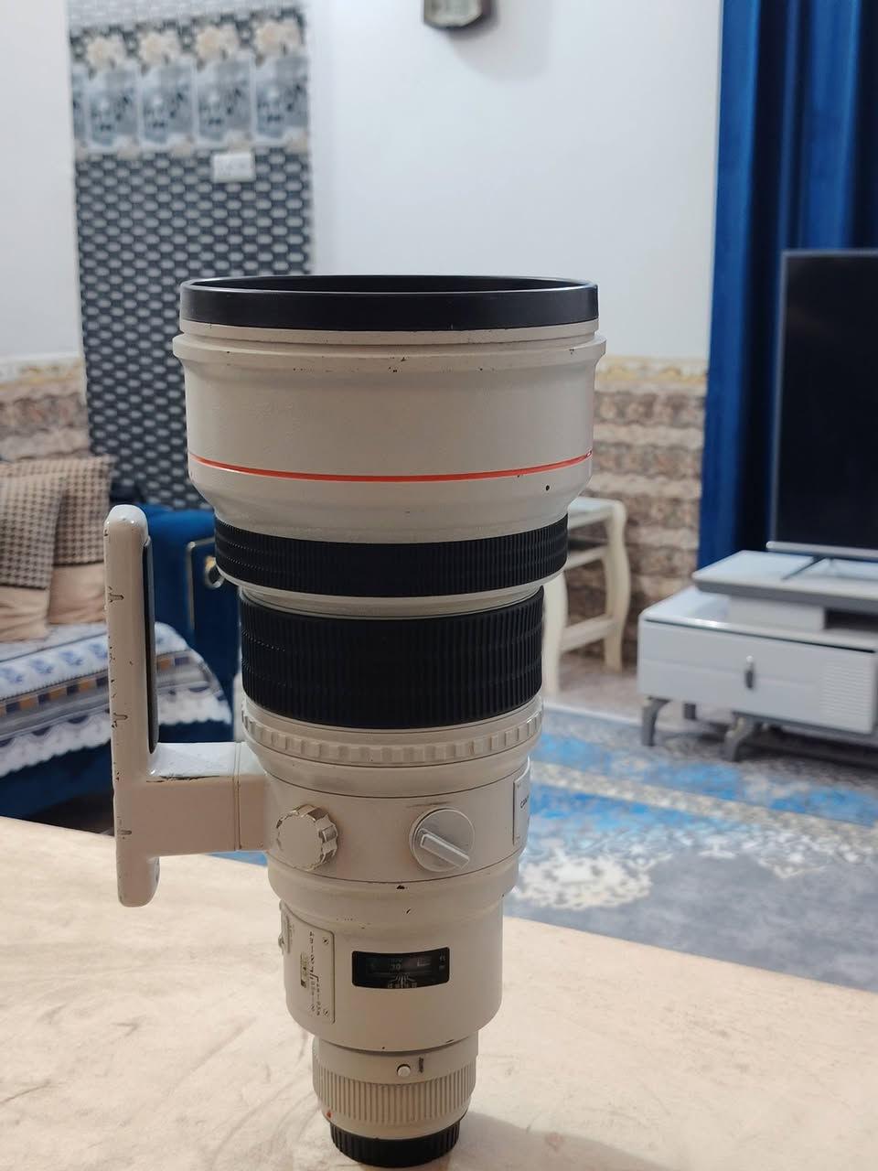 عدسة كانون
400 F. 2.8
سعر 32 بيه مجال
***********
