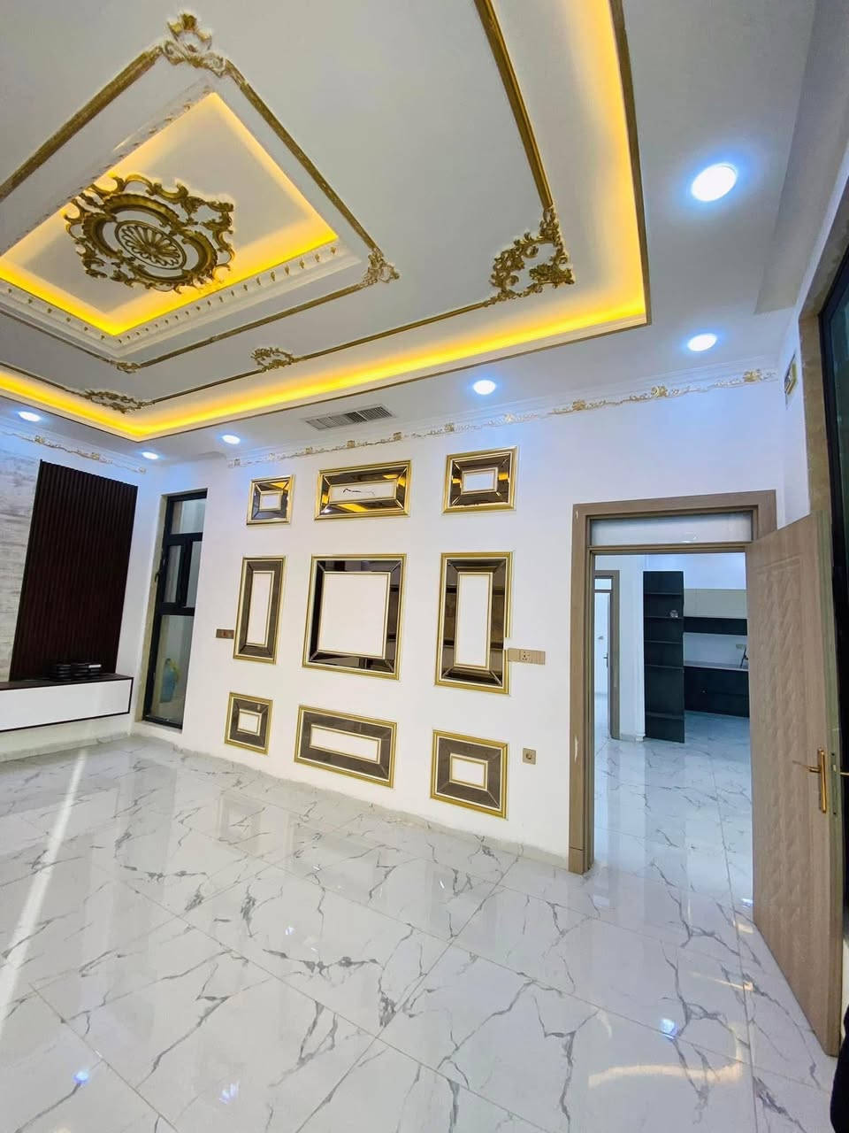 دار للايجار واجهة 12ونص بناء حديث صفر
🔹🔹🔹
—————————
الـموقـــــع:-مميز جدا شارع القدس خلف محطة القدس

السعر: مرسله الصفحه او دخول قناة  تلكرام

https://t.me/m1998a1997

🔹🔹🔹
—————————
المواصفات- حديث بناء طابق الاول هول واستتقبال ومطبخ حار ومطبخ بارد وصحيات وغرفة نوم 
وطابق الثاني غرفتين نوم وصحيات

🔹🔹 للأستفسار ومعلومات اكثر الاتصال على الارقام التاليه :-
***********
⬅️عنوان مكتب :-
#طريق_بغداد /فرع مرطبات عرفة 2 
         ------------
نستقبل جميع العروض  السكنية 
  والتجارية بكافة مناطق كركوك
