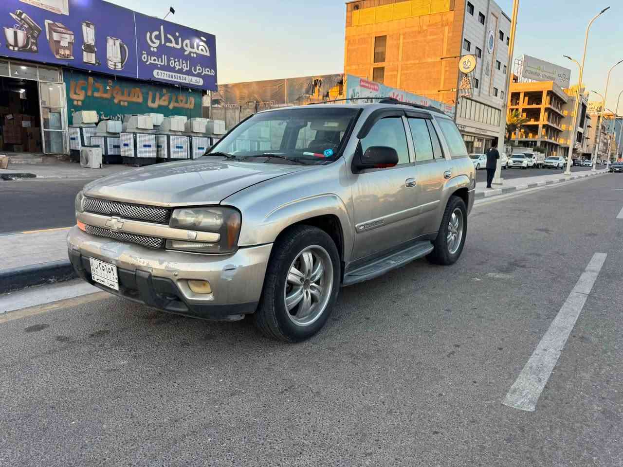 السلام عليكم سياره بلايزر رقم بصره موديل 2002 مكينه وكير وتخم تاير الحمدالله  السعر 105ورقه رقم الهاتف ***********
