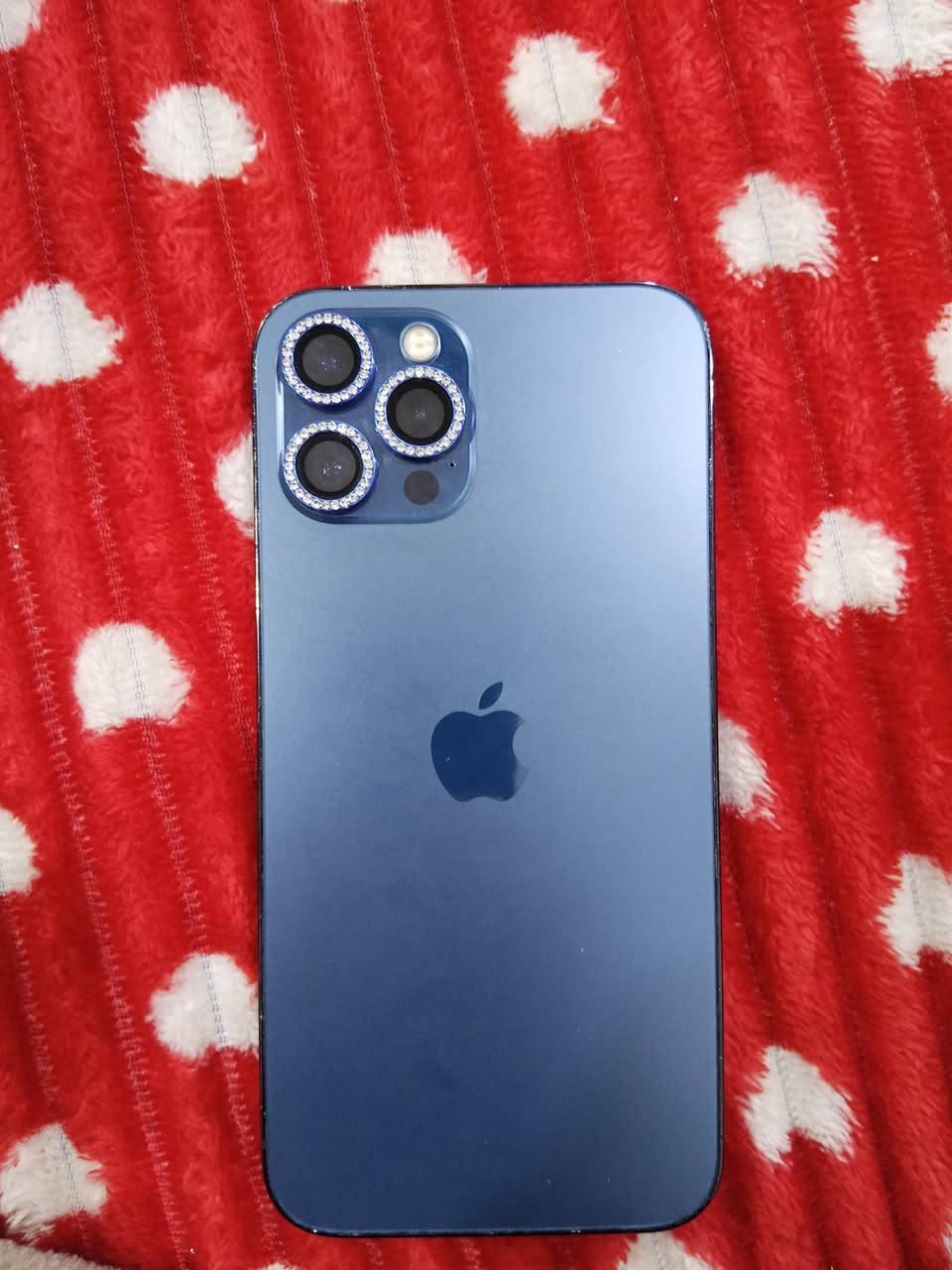 12 برو ماكس
ذاكر128
بطاريه89
جهاز بس الشاشه مبدله 
360وبي مجال بسيط 
رقمي***********
