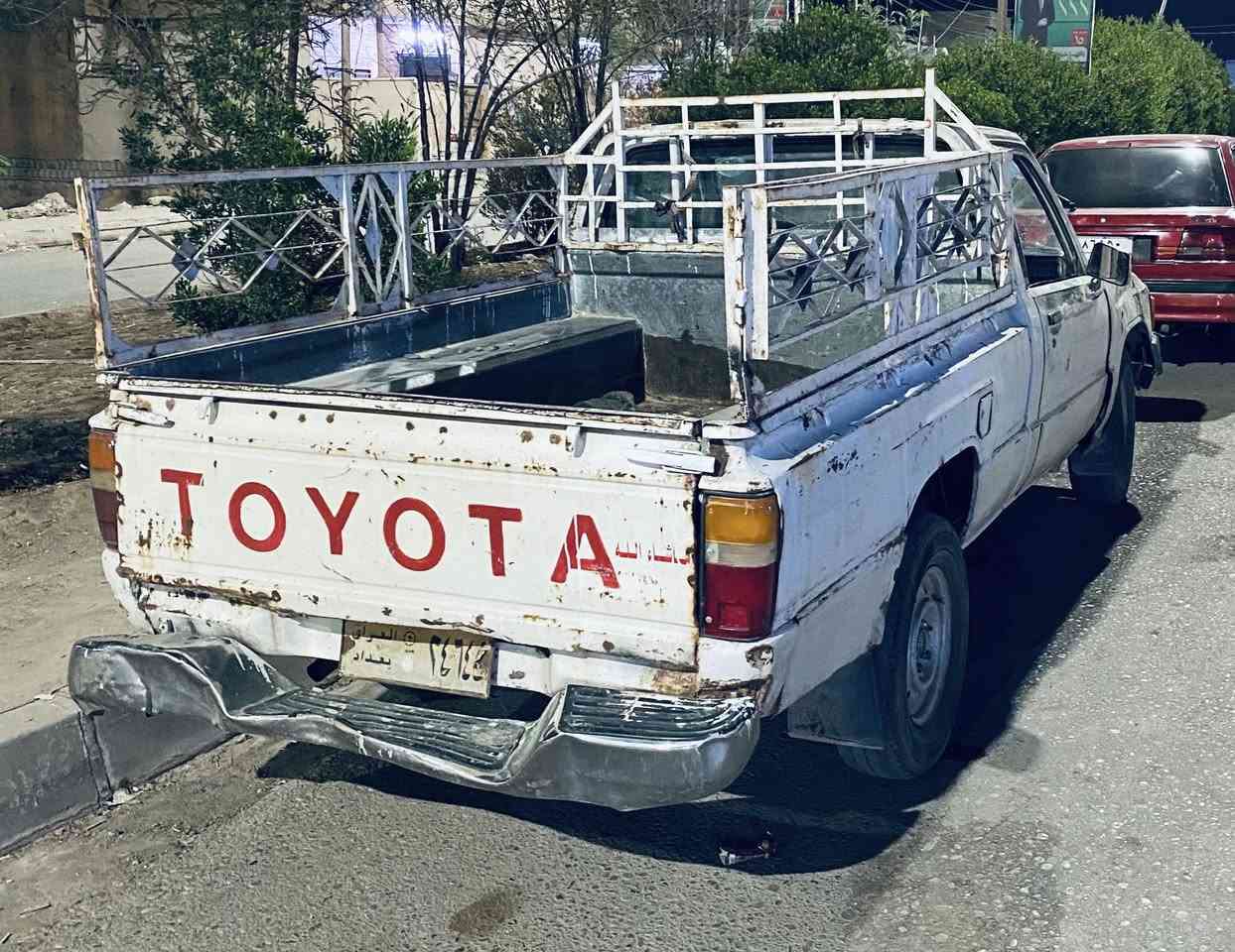 تويوتا موديل ١٩٨٥ رقم بغداد شرط تحويل وكالة بسمي مكان كركوك كوبون بنزين موجود سعر ٢٠ ورقة موبايل ***********
