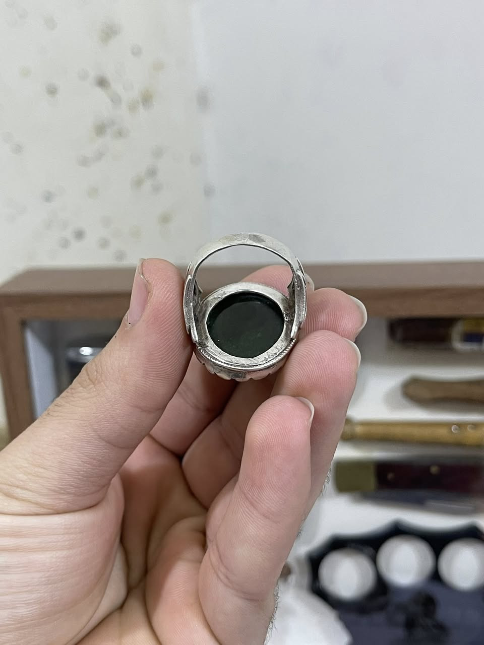 يماني اخضر للبيع السعر 40 الف قفل قفل لتراسلني وتعامل يرحم والديك متوفر توصيل


**إذا كنت صاحب هذا الإعلان وتريد حذفه لأي سبب، رجاءا أرسل رسالة إلى الدعم الفني**