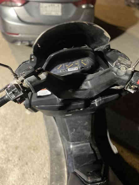 سلام عليكم دراجه للبيع ماجستا دراجه نضيفه وممتعوبه كهربائيات شغاله ومناقصه شي السعر (550)وبيه مجال 
***********
