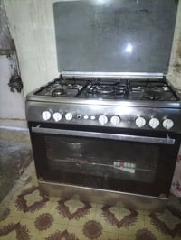 طباخ مستخدم نضيف وشغال على الفحص فرن شغال سعر 150 وبي مجال بغداد مدينة...