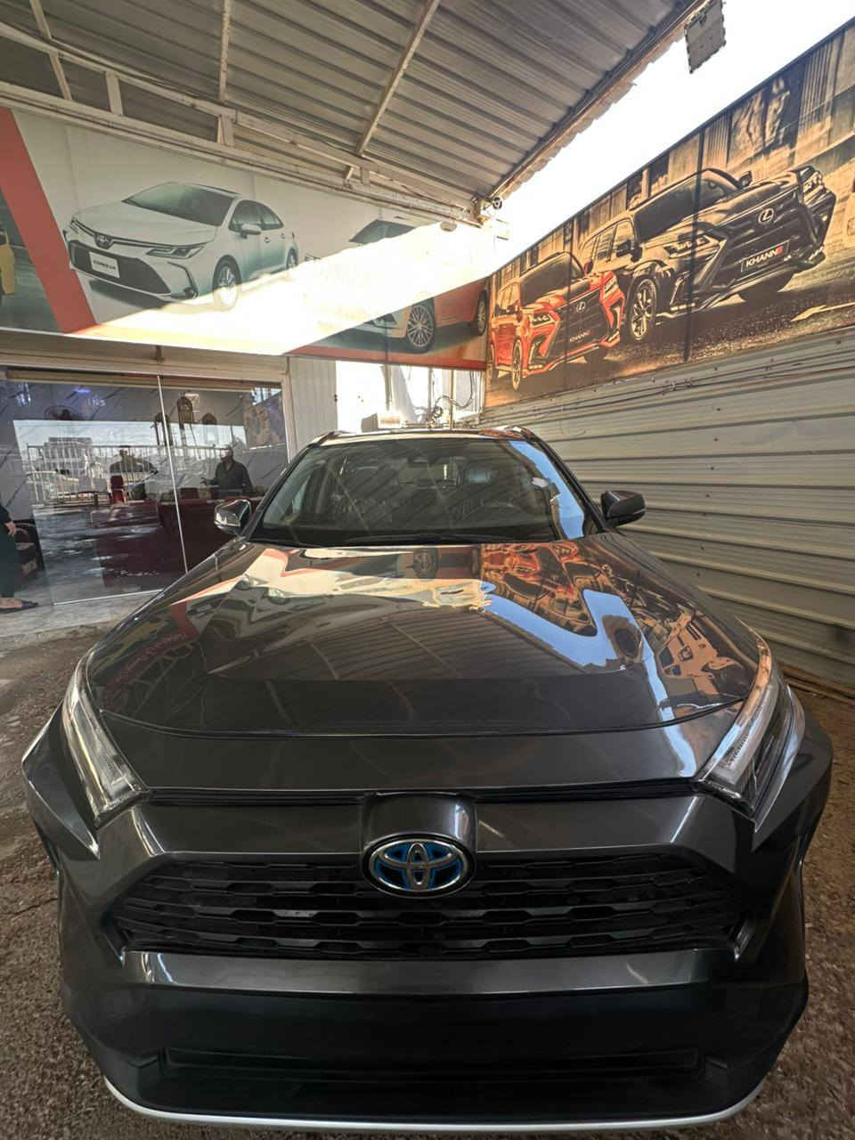 السلام عليكم للبيع رافور2024XLeفول فتحه رادارات جانبي خلفي امامي كشنات كهرباء حادثه جالغين الاماميات مبدلات ومصبوغات والغد جهت سايق مبدل نفس الون ايرباك ستيرن وراجع سستم وهنا بل عراق صار بيه حادث الباب الخلفي سعر 165 ستفسار *********** ما متواجد عل فيس
