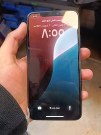 جهاز 11 برو ماكس ذاكرة 256 بطاريه 80 نضيف الجهاز جداً مابي شي بس امبدل...