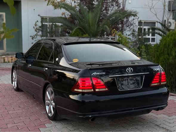 شاينه ٨٤ ساخ ٤دووگمه ي قه پات مواسه فات سلايت جلد هيته ر سه لاجه په رده مه ركه زي كامل مه سره ف كراوه ٣پارجه و په له يه كي بؤياخه سعري ٨٨كه لاو مه جال ***********/*********** حلبجة
