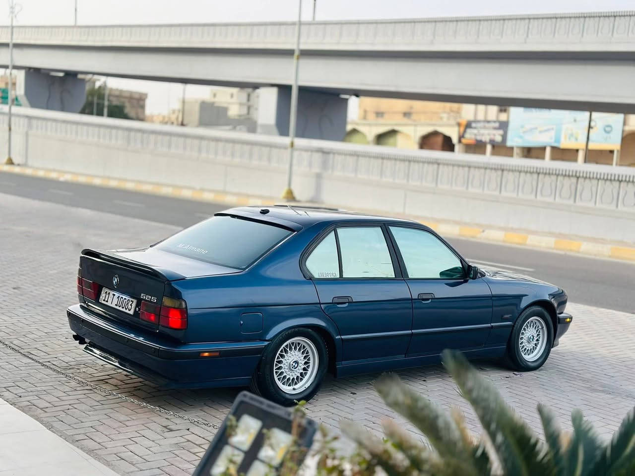 بسم لله الرحمن الرحيم
BMW/525iتك فانوس مسكر اصل 
موديل 1993رقم بغداد مميز بسمي سنويه لل2029 هزه ومداور كامل كله جديد ستوني محوله بسمي شخصيآ كير مكينه خير من الله شلعه ومعدل حداديه تكم تاير تبريد ثلج كلشي شغال بيه ضفيرته بلاد لا مجطله ولا مكصكصه شادله مروحه F01 كهربائيه كشره يخبل صبغ فقط داير جماليه 
سعر61 مكاني بديوانيه ***********
