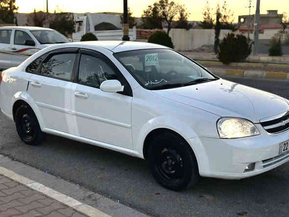 ئۆپترا مۆدێل ٢٠١٢ گێڕ عادی بێ بۆیاخ تەنیا ئەوەنەی بۆیاخە دیاریم کردوە ١٦٠ هەزار ڕۆشتوە بێ عەیب بێ مەسروف گێڕ و مەکینە بەشەرت بێ بوخار 
کۆبۆنی بەنزینی هەیە رەقەم و سەنەوی تازەیە تا ٢٠٢٨ 
سعڕی ٨٩ و مەجالێکی کەم
***********
***********
شوێن چەمچەماڵ Singapore
