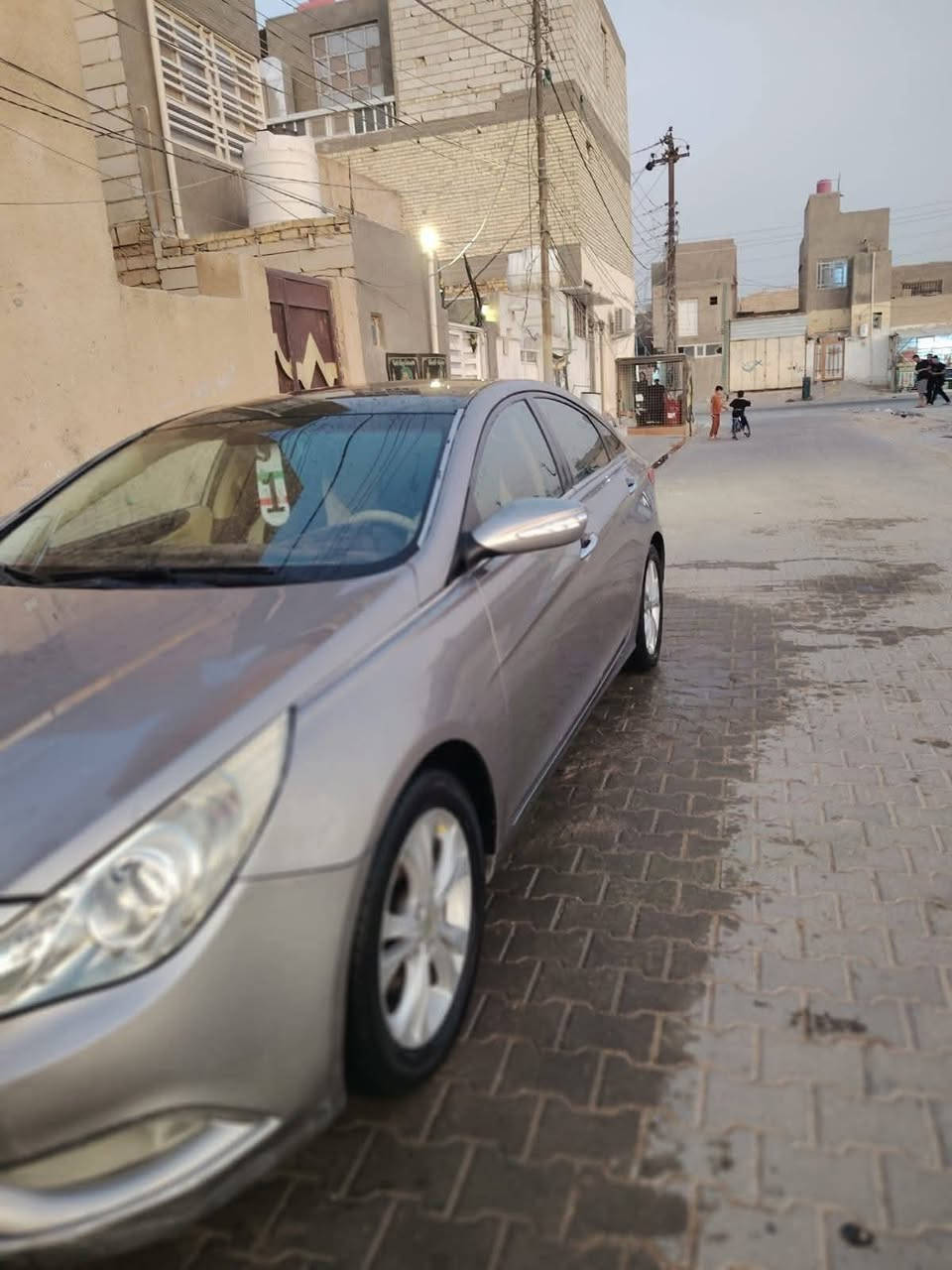 سلام عليكم سوناته موديل 2011 رقم اربيل سياره فول عده الفتحه بصمه اشاير بل مري تحكمات بل ستيرن كشنات كهربائيّ  شاشه كامره كير ومكينه خير من الله حداديه جديده سياره بيه بنيد مرخه وكرت ولباقي. مكفول سعر وبيه المكان نجف حي ميسان الرقم ***********اتصل وبيك خير ودلل
