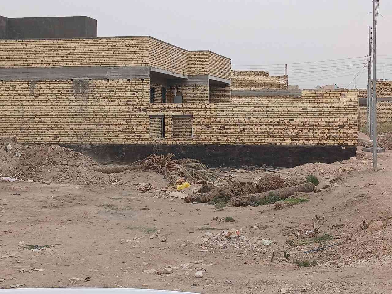 سلام عليكم
قطعه البيع حجي حسن مقاطع دكتوره حميد ركان مسحت القطعه 200 متر
***********
