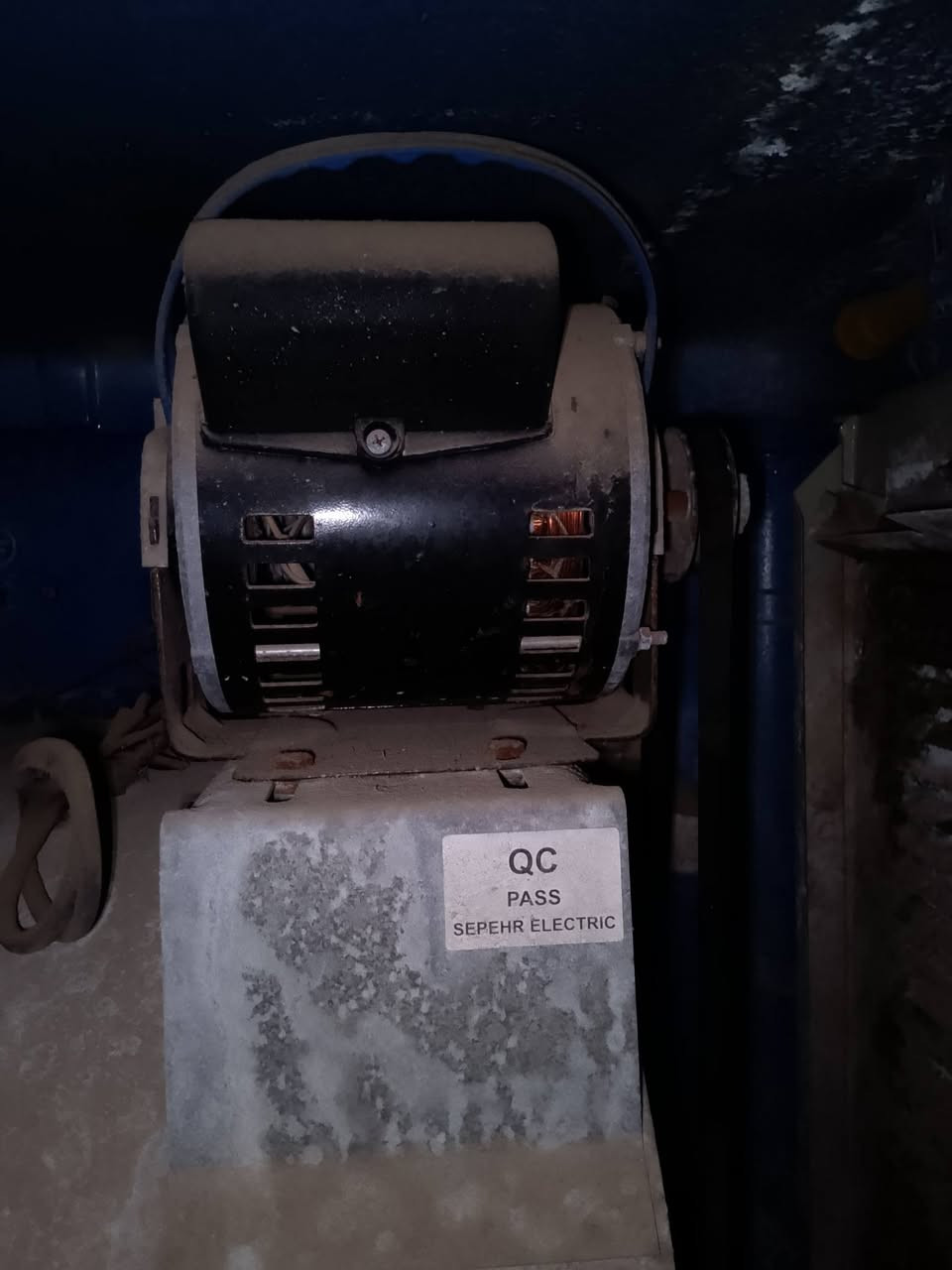 للبيع موبرده سوبر الكتريك حجم 2ونص ماطور بلادي صرعتين قطرات صبغ مابيها السعر 120وبي مجال قليل***********

