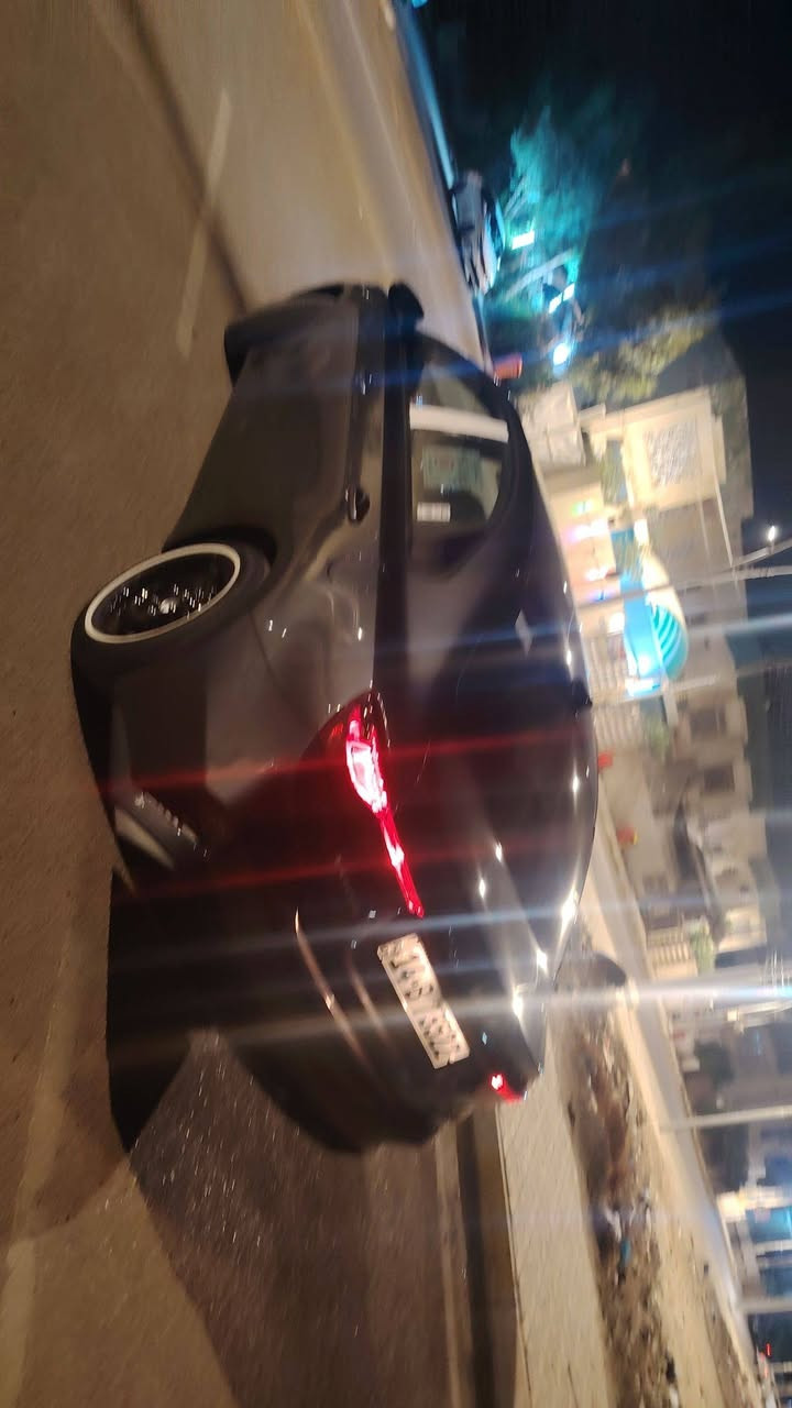 كيه فورتي موديل 24لبيع سياره ماشيه 30الف جديد حيل وجاهزه على اخر حبايه محرك 200دوش تبريد ثلج شرط كير محرك كفاله منضومه  عدسات جديده تخم تاير جديده هو ويل توني شاده دوشمه عام كشنات ارضيه سفريات جنطه  رقم بصره بأسم عمي وكلشي واضح كدامك وحادث كادامك ماضام شي  عليك سعر 133وبيه مجال مكاني ناصريه مركز هاذ راقمي 0784 464 1276
