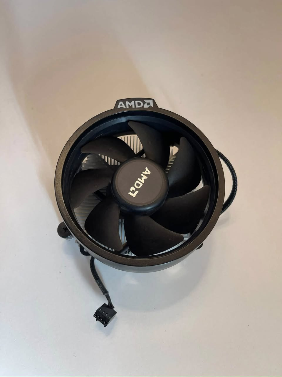 السلام عليكم
معالج Ryzen 5 5500 + مبرد اليفيدة يجي خاص


**إذا كنت صاحب هذا الإعلان وتريد حذفه لأي سبب، رجاءا أرسل رسالة إلى الدعم الفني**