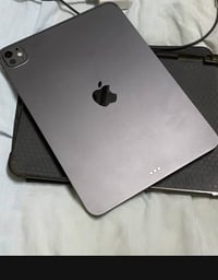 ايباد 11 • معالج M5 • بضمان
