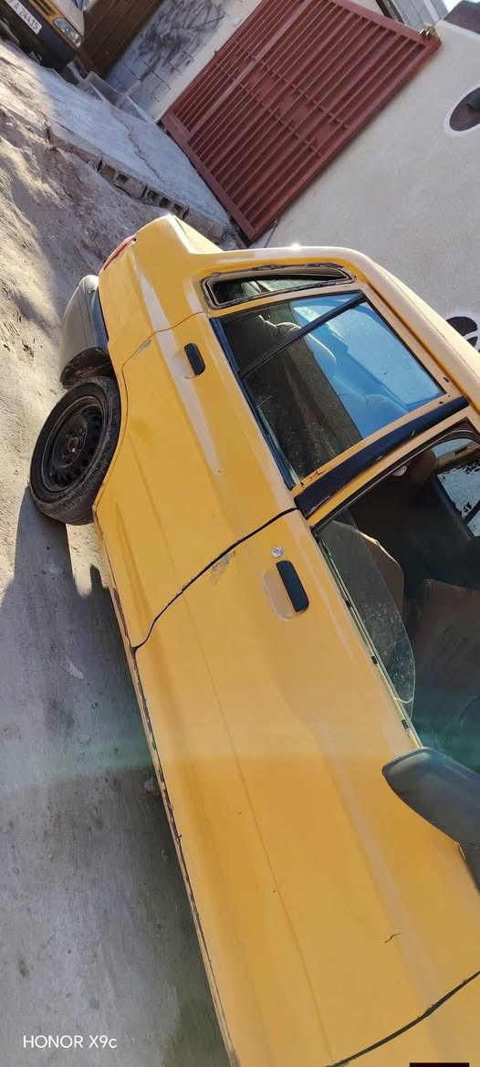 سلام عليكم
سايبه موديل 2011  
سياره حلوهه مال جنايهه بس الكشر شويهه يرادلهه ترتيب 
مكاني بصره الزبير 
السعر 10 وبيها مجال للشراي 
رقمي : ‏‪***********‬‏
