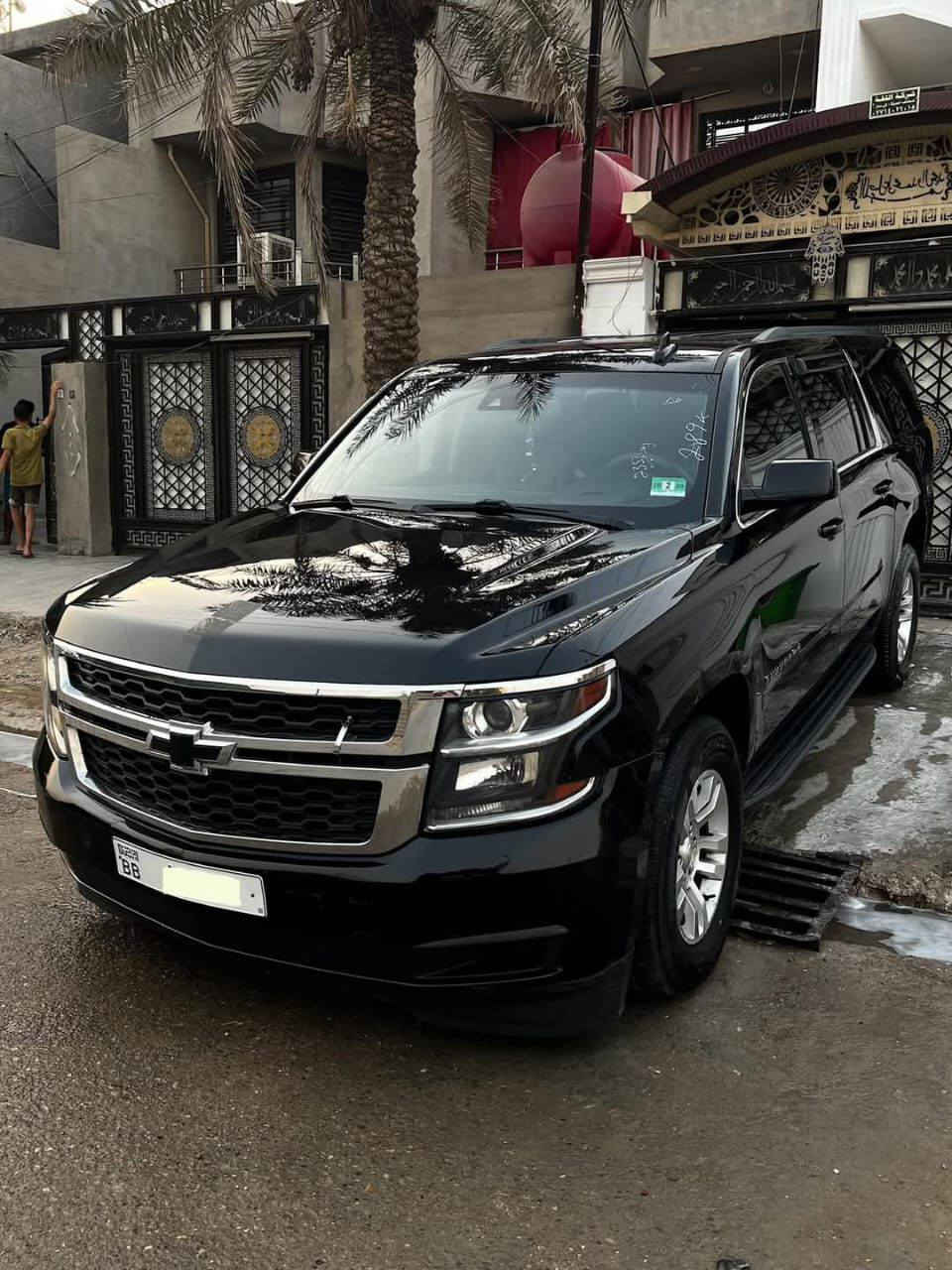 سلام عليكم من رخصة الادمن شوفر XL امريكيه مديل 2019 بيهه قطعه صبغ  جاملغ امامي الايمن فقط سعر 155وبيهه مجال رقم تلفون ***********
