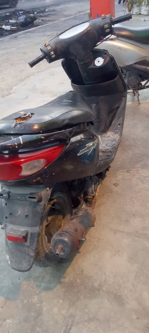 سلام عليكم من رخصت لاداراه عندي هاي بريز للبيع رايده ب 375 فقط كهرباياته واكفه


**إذا كنت صاحب هذا الإعلان وتريد حذفه لأي سبب، رجاءا أرسل رسالة إلى الدعم الفني**