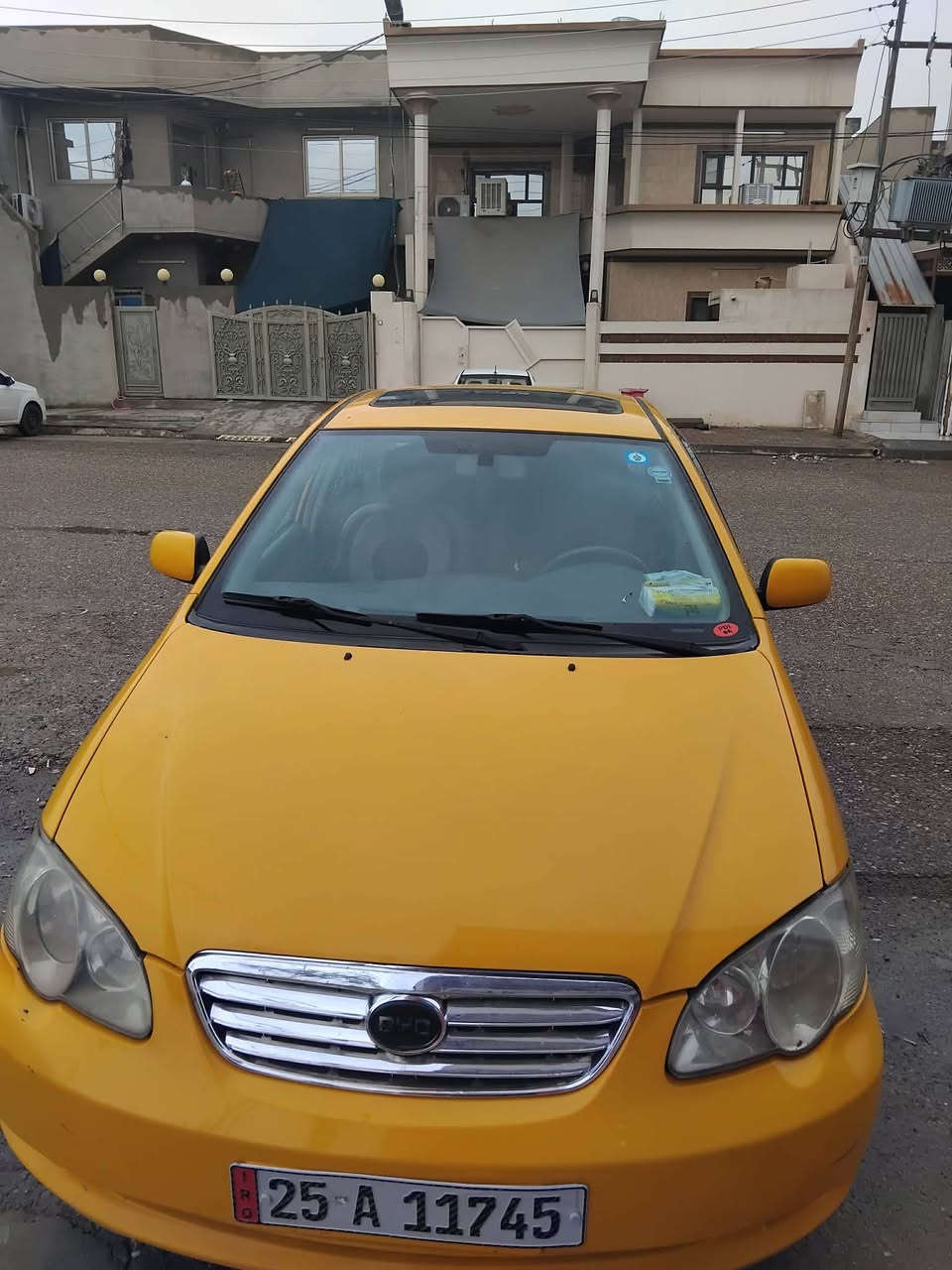 بي واي دي موديل 2013 نضيف بدون ضرر بدون صبغ رقم واسنوايه جديد  دفتر بانزين موجود شراي يخابر اني مكلف بل   نشر ***********
