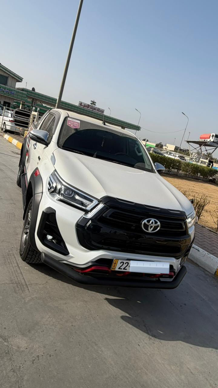 السلام عليكم 
بسم الله تبارك الرحمن 
سياره هيلوكس تي ار تي 2025 ساز باب اول بعدهي بالضمان رقم اربيل بأسمي 
بيه كتاب تظليل لمدة سنة 

كفالة عامه 
المواصفات فوول 1/1 
ماشيه 22الف 
السعر 405 وبيها مجال حق الجية 
العنوان /واسط/قضاء الصويرة 
للأستفسار الاتصال ع الارقام ***********/***********
