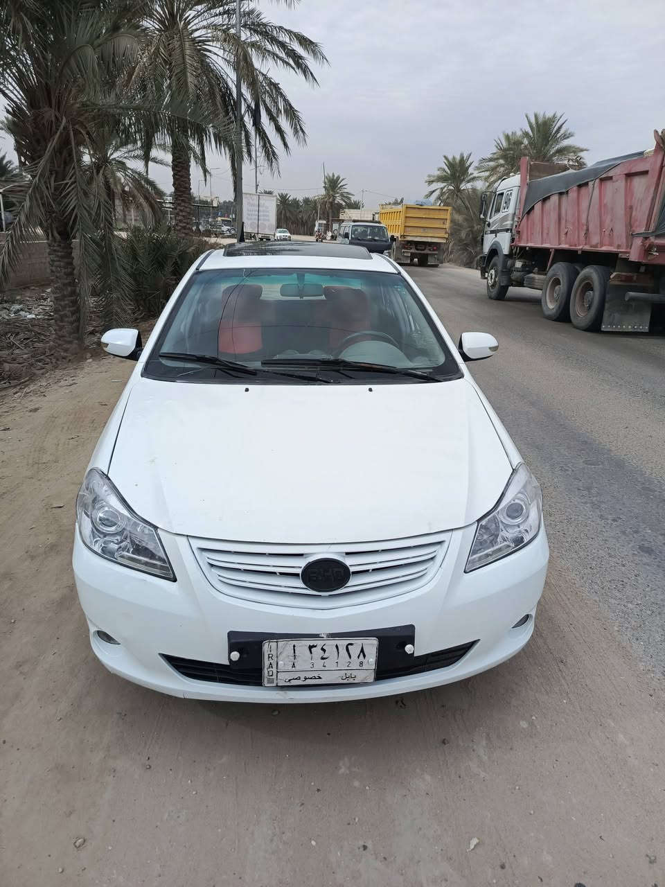 سياره جاهزه كير اتوماتيك بيه بس بنيد  بدون دواخل
حلوه وجاهزه مكاني حله حي العسكري سعر53بيه مجال قليل ‏‪***********‬‏
