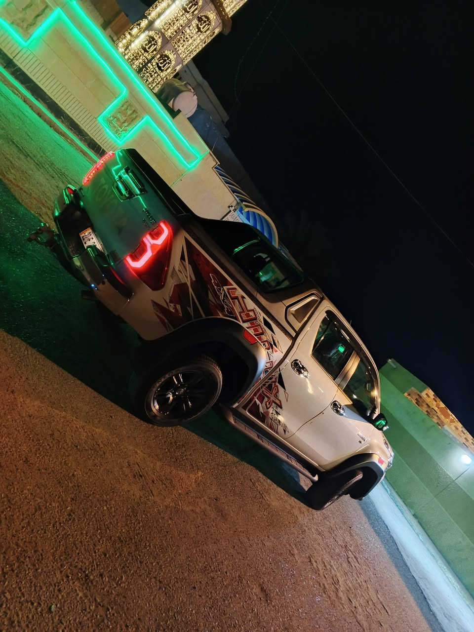 تيوته فور ويل موديل 2023
رقم اربيل انكليزي 
تي ار دي 
سياره مكفوله كفالة عامه
ماشيه 70الف
الشراي يتصل على الرقم البنشر
***********
