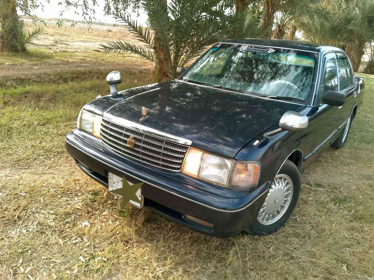 سلام عليكم للبيع ارنب طويل موديل 93 لون نيلي مكفوله من الكص ونقل جثه والعيب الشرعي محرك وكير شرط بطاين نضيفه كهربائيات شغاله مصبوغه جماليه  سنويه مجدده 2027 مشروع وطني  سياره احلا من الصور السعر 58 وبيها مجال قليل مكاني ذي قار قضاء الغراف للأستفسار ***********
