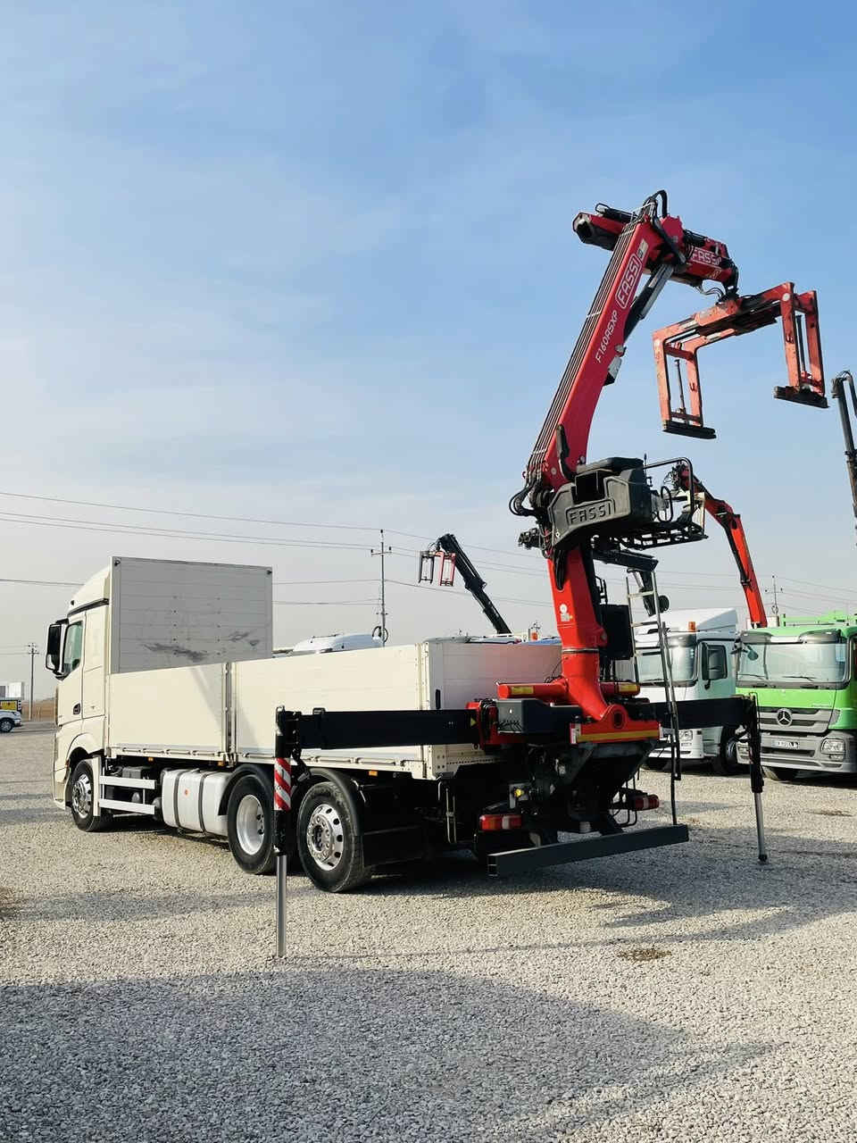 اكتروز وحش 2545
ريتايدر حساس كاميره 
كرين فاسي بلادي 160
دخول جديد 

      معرض   محمد علي

         ☎️📱 *********** 
         ☎️📱 ***********
    ساعات:  ٩:٠٠صباحاً   -  ٧:٠٠مساء⏰
    بيع وشراء جميع الاليات الثقيله ✅
           عنوان أربيل/ شارع كركوك ✅📍
