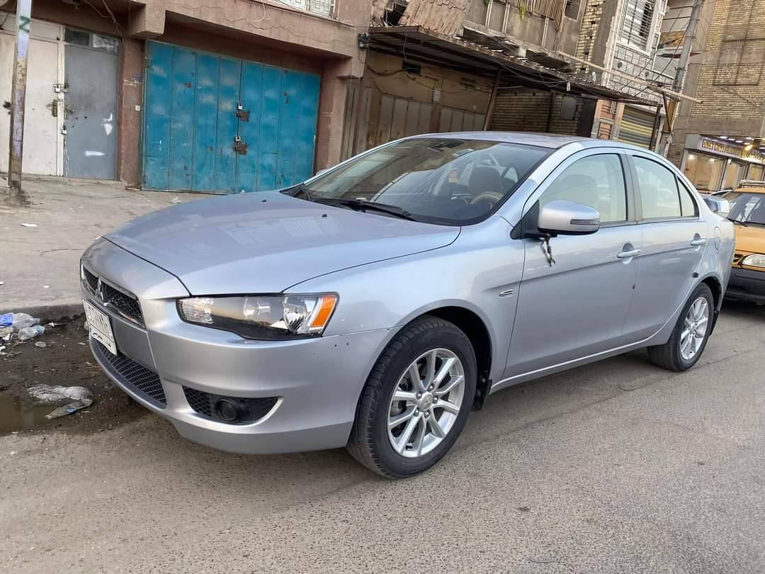 اسلام عليكم للبيع لانسرقرش خليجيه موديل٢٠١٦ماشيه ٥٥ سياره جديده سبير شركه ولعده منازل سياره فول فتحه كامره خلفيه حساس خلفي اشايربل مري رقم بغداد بسمي تحويل ثاني يوم سياره بيه جاملغ بارد ومكحل وتكمه عله كدشبر صبغ ودعاميه لخلفيه عله كد ظرر سياره جديده سعر ١٢٠ مكان سياره بغداد شعب اي ستفسار ***********
