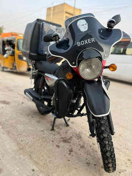 بوكسر موديل 2021 جبلي للبيع
مرقم بغداد لوحات نكليزي وبسمي شرط تحويل ثاني يوم
دراجه خير من الله اي نقص مابيهة تجي بعينك وتشوف
دراجه مبدل بيهة كاز كيت وبدللهة كلجات جديد شركة صار اربع تيام سعر ملونين 100 وبيهة مجال ***********
