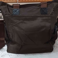 شنطة سفر • قماش ضد المي • حجم كبير