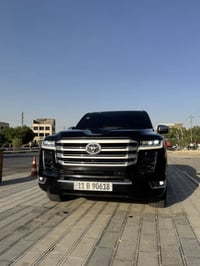 توين تيربو 22 داخل احمر السياره فول الفول واحد ع واحد للاخير   يعني مع...
