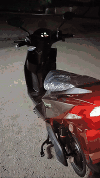 سلام عليكم
دراجه شحن للبيع

مستعمل يومين 

شرط نضافه ولفحص 

1 6 بطاريات مسطرة 40 امبير مو الدبل ولا الاصغيره الاكبر شي بل سوك 

2 تمشيك فوك ال 60 كيلو 

3- لايتات زينون عالي وناصي

4- سويجين وبصمتين

7- تتحمل وزن 180 كيلو

8-نضام R

9- مثبت سرعه 

10 - ملف 1000

11- تايات جدد شرط لفحص+ويالات رياضي

12- بريكات شرط بل مكان هبدوليك دهن

13  مثبت سرعه

دراجة هواي بيها موصفات 

السعر 650وبيها مجال

وتساب ‭٠٧٨٨ ٩٤٥ ١٣٩٤‬
