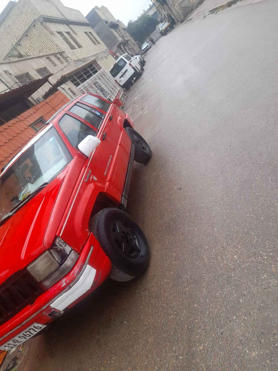 سلام عليكم سيارة جيب مديل ٩٥ محرك بطه جديد رقم جديد بغداد محافظة بغداد سعر ٣٣ رقم صاحب سيارة ***********
