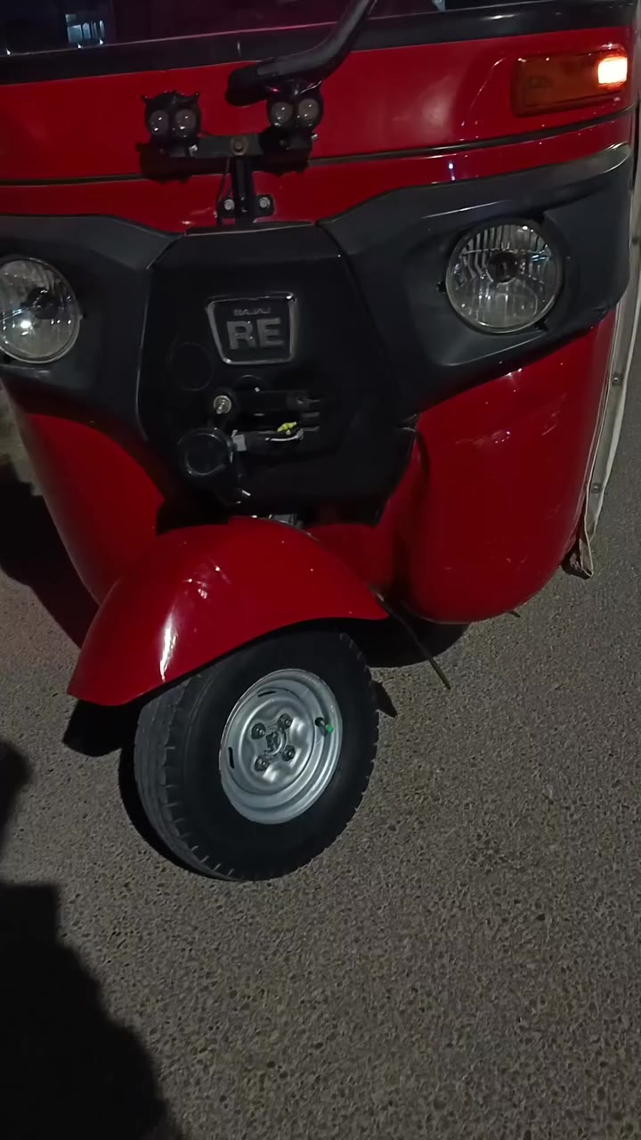 السلام عليكم تكتك للبيع 2022/8لتكتك خير من الله اوراق مو رقم المكان بغداد الشعله رقم ***********
