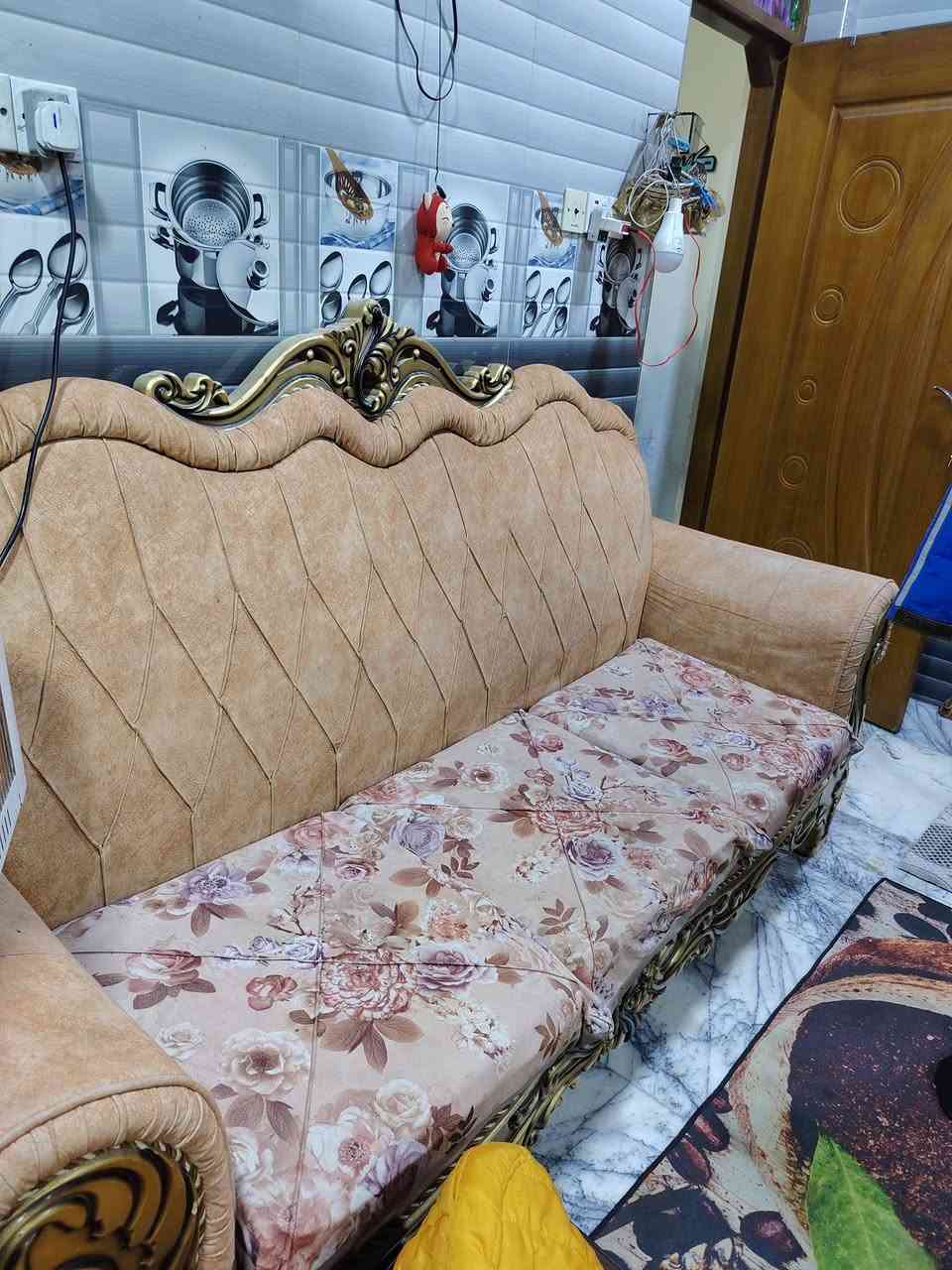 للبيع بسعر مناسب للتواصل مع ***********
