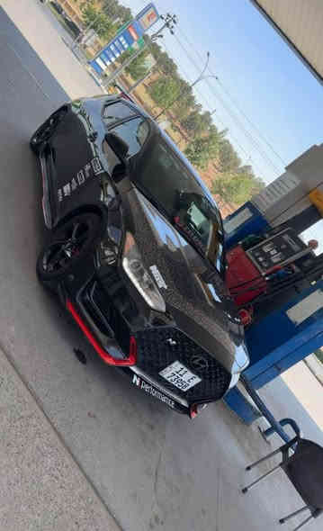 للبيع هونداي فولستر 
تفاصيل هذه رقمي ***********
السعر 114 بغداد
