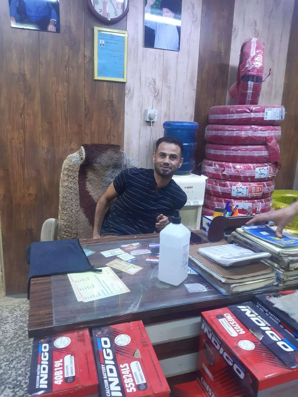 يعلن محل اسعد برزان عروض وتخفيضات في مناسبة شهر محرم والمعرف لايعرف عجبه الجرفه مالتهم والأقساط الي ماتحس بيه والأسعار المناسبه والغراض كلها اصليه تايرات وباتريات بأنواعها صاحب مصلحه قديمه ‏‪***********‬‏ الناس عائله معروفه وتعرف الحلال والحرام من استاذ برزان واخوانه واولاده الأستفسار والأتصال على الرقم ‏‪***********‬‏ العنوان ناحية الامام مجاور قهوة جابر ملاحظه اخوان بالنسبه ال حسون مسلم عليه ايلم الدخل المغرب ويطفر
