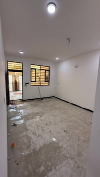 مشتمل طابق ارضي زيرو  للأيجار مساحة 140م موقع جداً مميز مربع الاقتصادي...