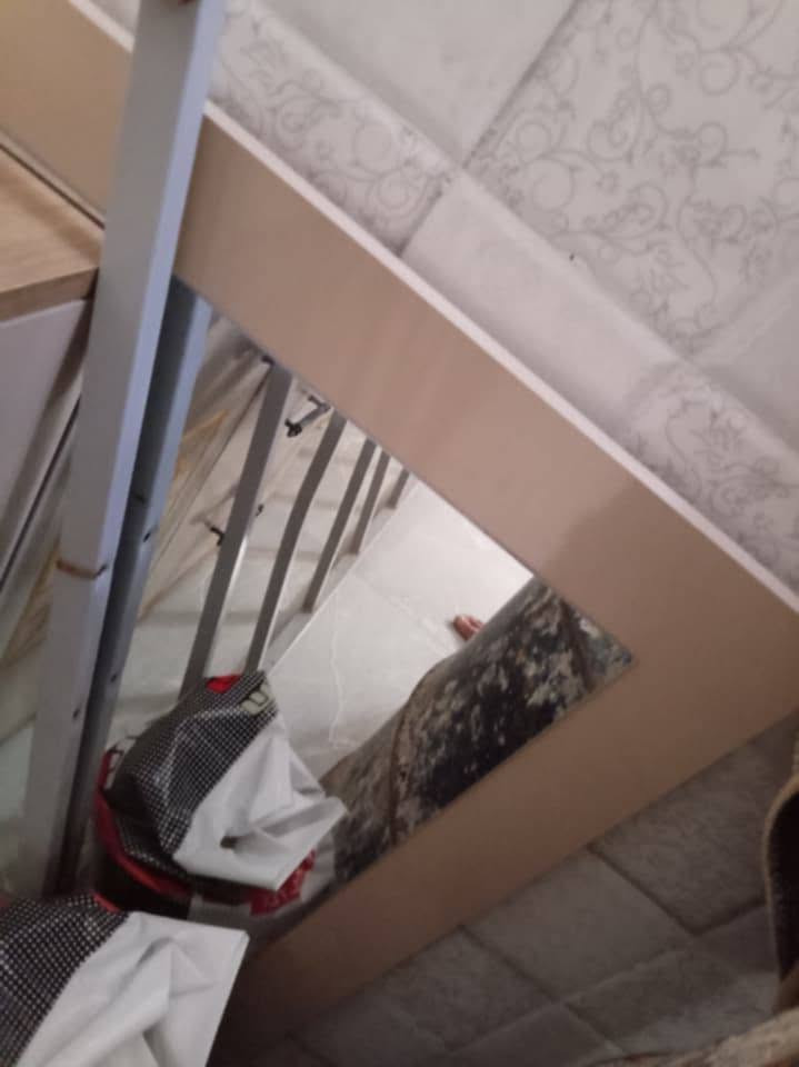 الغرفه275بيها ضرر المرايه وكعت بس تنشد ومراية الكنتور مجال بسيط لشراي مكان ديوانيه سدير 
دوشگ جديد ب١٢٥ وبي مجال


**إذا كنت صاحب هذا الإعلان وتريد حذفه لأي سبب، رجاءا أرسل رسالة إلى الدعم الفني**