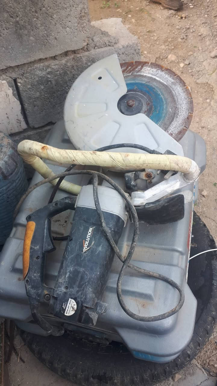 كوسره جدار باله بعده عله وضع شركه سعر ١٠٠ قفل مكان اربيل شقلاوه ***********
