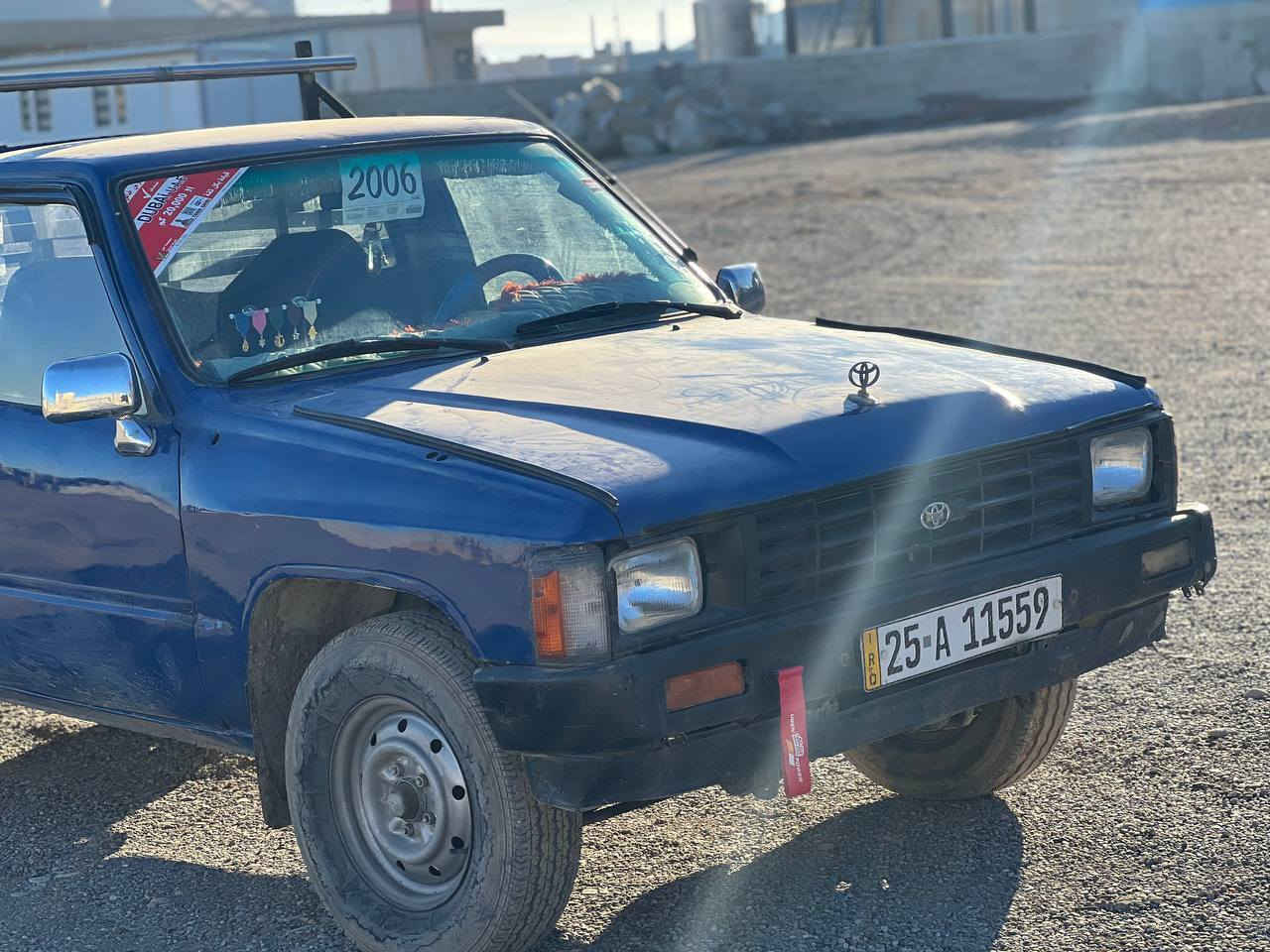 اسلام عليكم اخوان سياره بيكم تيوتا 85 للبيع رقم كركوك انكليزي تحويل ثاني يوم هزه جديده  سنويه لل 2028مصبوغه جماليه محرك واكسن شرط لا صرف ولابخار الحمدلله سياره نضيفه ماتصرف عليها ربع السعر 45 وبيها مجال قليل اتصل ودلل ***********
