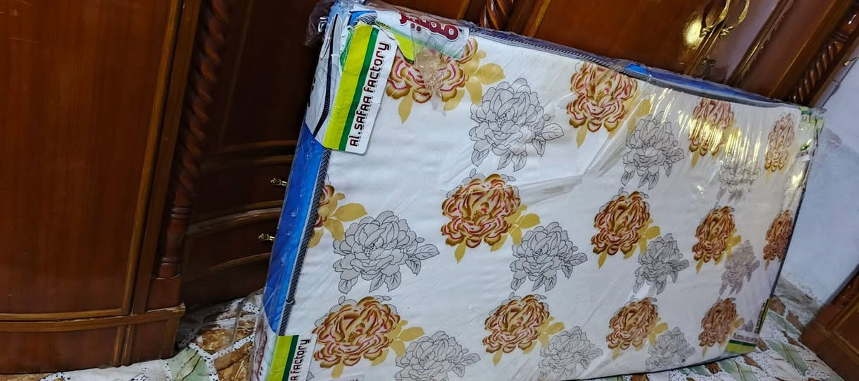 جرباية ٣٥  ساحبة ٢٥ دوشك سعر الوحد ٢٥ استخدام قليل


**إذا كنت صاحب هذا الإعلان وتريد حذفه لأي سبب، رجاءا أرسل رسالة إلى الدعم الفني**