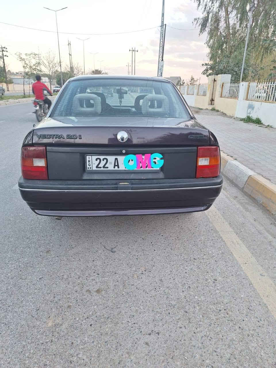 اوبل فكترا حجم 20
موديل 91 رقم أربيل جديد
مكينة وكير مكفولات
كهربائيات شغالة سايد بريك شغال 
مسجل وسماعات جديدة 
تخم تاير ويل عادي وكبات بلادية
مكفولة من اي حادث صبغ جمالية فقط
شرط التحويل او وكالة
السعر ٣٧$ ومجال قليل مكاني ديالئ جلولاء ***********
