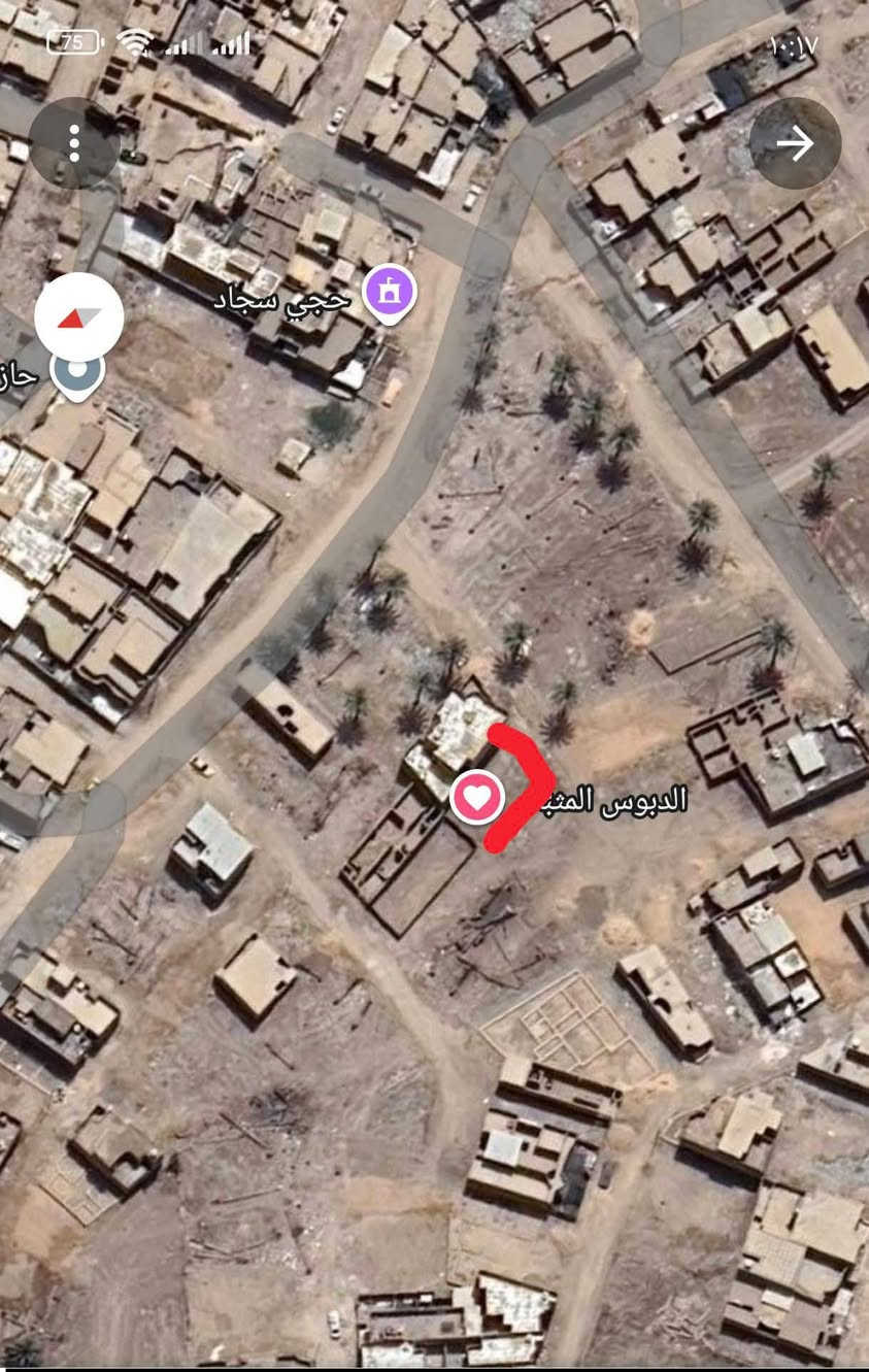 سلام عليكم قطعه 100متر سند 25 كافة الخدمات في محيزم 7 بين شارع 80 وشارع 100 اتصال ***********
