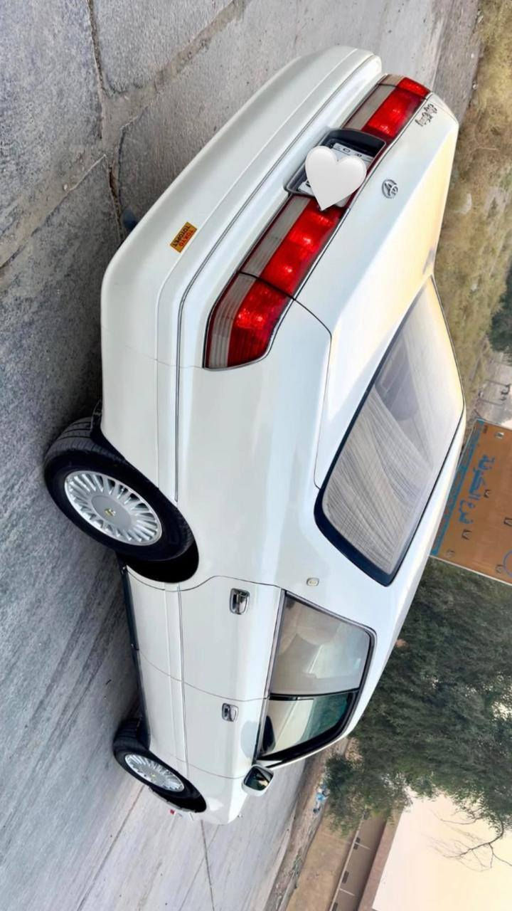 السلام عليكم راس الثور للبيع موديل 1995 مكفوله ..
من الضربه القويه ومن الكص ونقل جثه  بيهه فقط صبغ جماليه السياره رقم نكليزي
رقم صلاح الدين مكينه بطه 2500 بيه فقط براص……
السعر 95 وبهه مجال ***********
