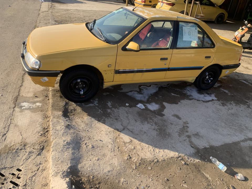 السلام عليكم
بيجو لميس 13 
مكينه وكير  فرنسي قطره بل نص 
حدايه وكهربائيات وتخم تاير كلها جديد وجاهز السياره خير من الله 
رقم بغدادتحويل  ثاني يوم 
مصفرة هيئه وغرامات 
بيها جاملغ وبنيد مبدلات اصليات 
السعر 30 وبيها مجال حك جيتك 
مكاني بغداد حي البتول 
***********
