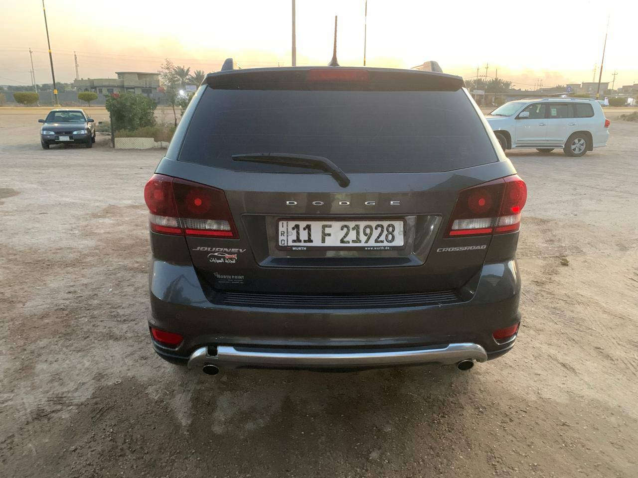 دوج جورني موديل 2017 كروز رود فول مواصفات عدا الفتحه مكينه 6 سلندر سبة راكب تبريد ثلات قطع حادثاها جاملغ بنديد مبدلات وبيها شخط هنا بالعراق صار بابين جهة السايق صارن كلير صدر خلفي امامي تخم تاير الماني
كير مكينه مكفولات المكينه مال كصه هسه شادها شاشه كامره السيارة مال جناي برغي ما ناقصها رقم بغداد بأسمي 
السعر 140$ وبيها مجال 
هاتف ***********

